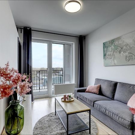 Star Cozy Apartment In A Modern Neighborhood Bratislava Ngoại thất bức ảnh