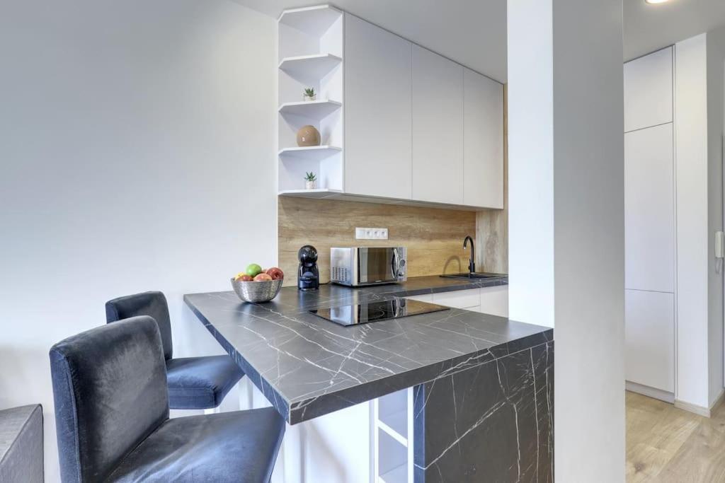 Star Cozy Apartment In A Modern Neighborhood Bratislava Ngoại thất bức ảnh